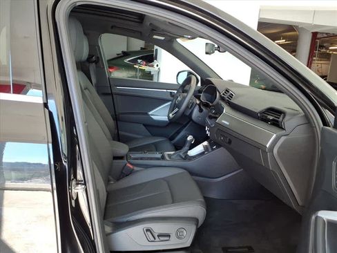 Used 2025 Audi Q3 2.0T Premium Plus w/ Premium Plus Package image 21