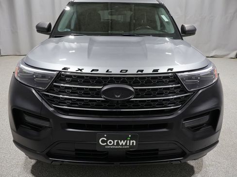 Used 2020 Ford Explorer XLT AWD/4WD image 8
