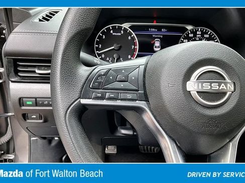Used 2024 Nissan Sentra SV FWD image 10