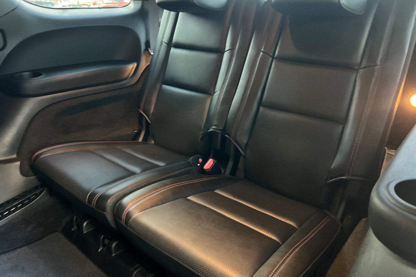 Used 2021 Dodge Durango R/T w/ Technology Group AWD/4WD image 16