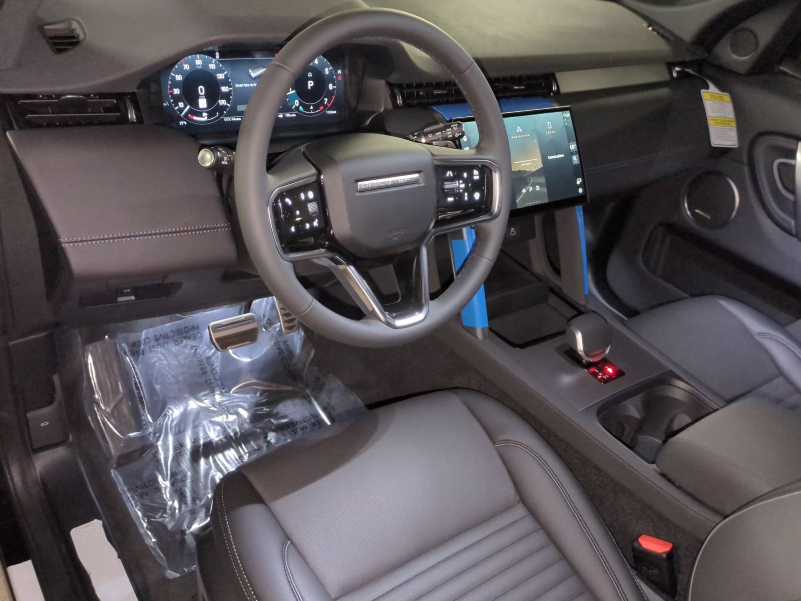 New 2026 Land Rover Discovery Sport Landmark AWD/4WD image 16