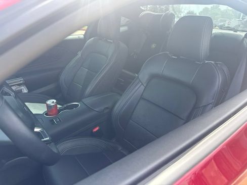 Used 2025 Ford Mustang Premium RWD image 9