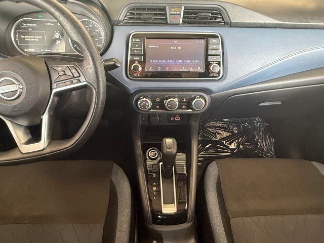 Used 2024 Nissan Versa SV FWD image 3