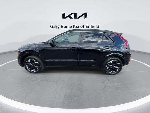 Certified 2023 Kia Niro Wind w/ Wind Preserve Package image 5