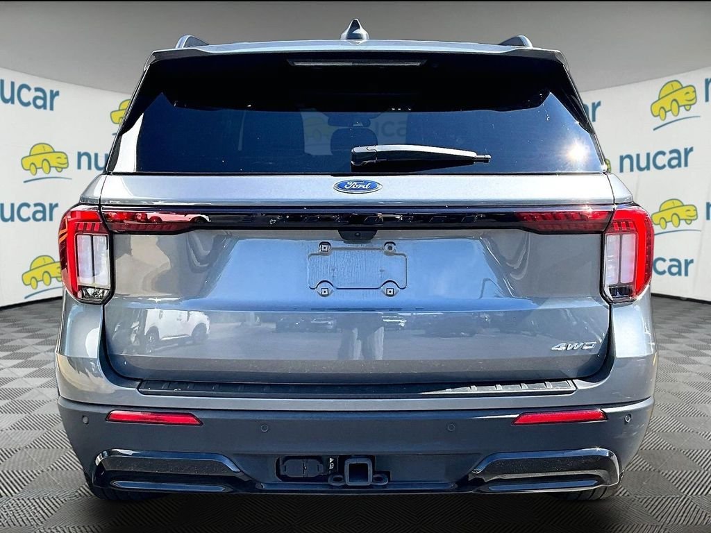 Used 2025 Ford Explorer ST-Line w/ ST-Line Street Pack AWD/4WD image 6