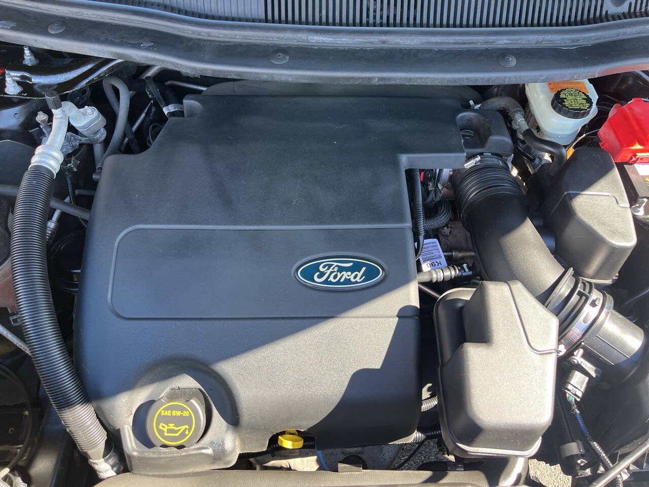 Used 2015 Ford Explorer XLT w/ Equipment Group 202B AWD/4WD image 39
