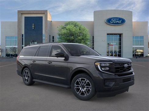 New 2025 Ford Expedition Max Active image 7