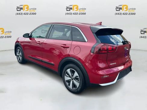 Used 2017 Kia Niro FE FWD image 7