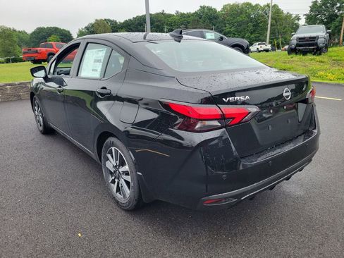 New 2025 Nissan Versa SV image 6