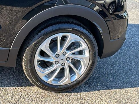 New 2027 Chevrolet Bolt LT w/ Comfort Package image 9