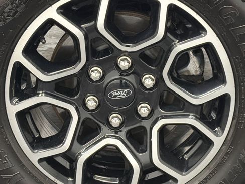 Used 2023 Ford F150 XL w/ STX Appearance Package image 5