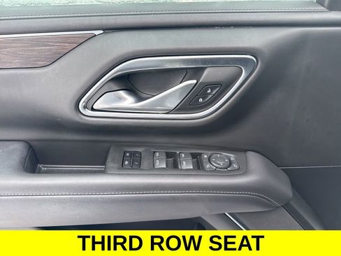 Used 2022 Chevrolet Tahoe LT w/ Luxury Package image 18