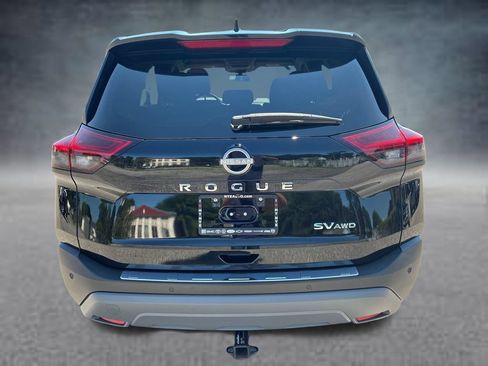Used 2022 Nissan Rogue SV AWD/4WD image 4