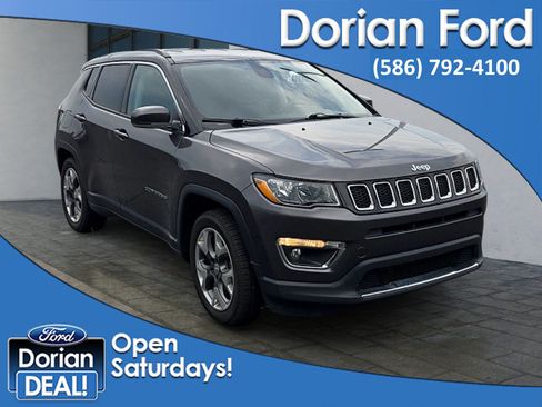 Used 2019 Jeep Compass Limited FWD image 1