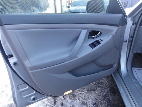 Used 2009 Toyota Camry Hybrid image 38