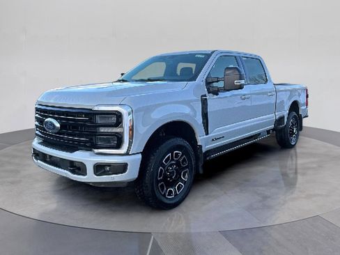 Used 2025 Ford F250 Platinum image 1