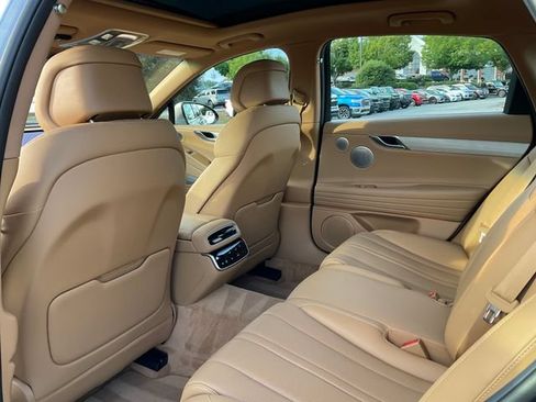 Used 2025 Genesis G80 2.5T Advanced AWD/4WD image 26