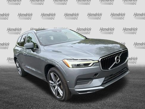 Used 2019 Volvo XC60 T6 Momentum image 2