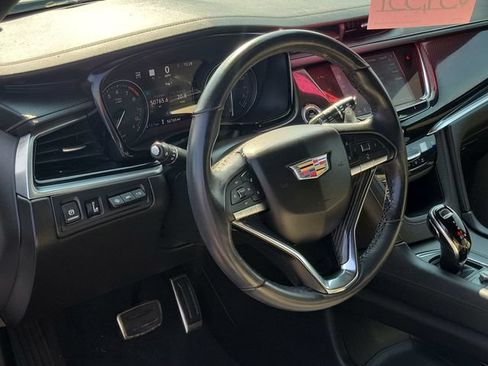 Used 2024 Cadillac XT6 Sport w/ Technology Package AWD/4WD image 14