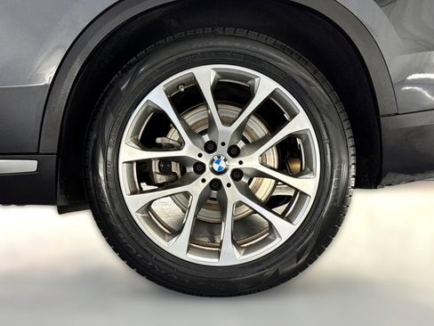 Certified 2023 BMW X5 sDrive40i w/ Climate Comfort Package image 11