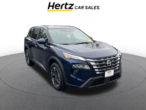 Used 2025 Nissan Rogue SV image 1