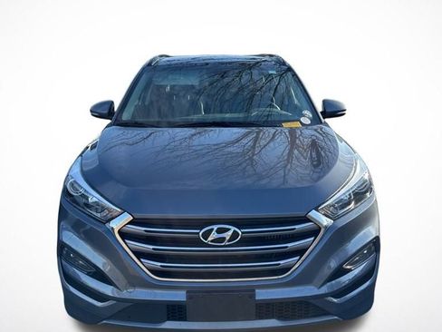 Used 2016 Hyundai Tucson Limited w/ Option Group 03 image 2