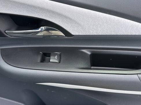 Used 2019 Chevrolet Bolt Premier w/ Infotainment Package image 22