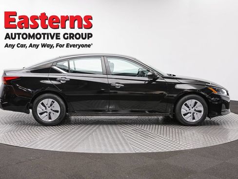 Used 2023 Nissan Altima 2.5 S FWD image 4