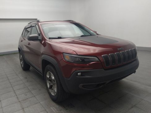 Used 2019 Jeep Cherokee Trailhawk AWD/4WD image 13