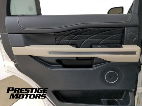 Used 2021 Ford Expedition Platinum AWD/4WD image 31