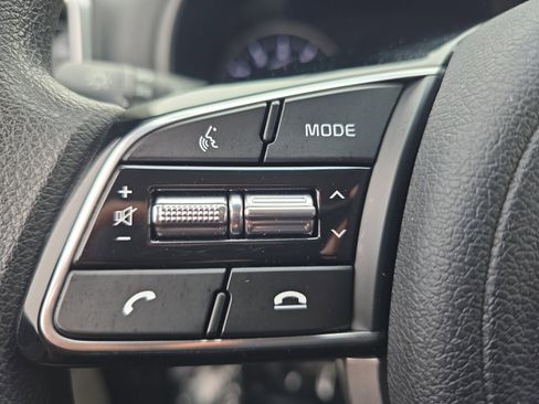 Used 2020 Kia Sportage LX image 20