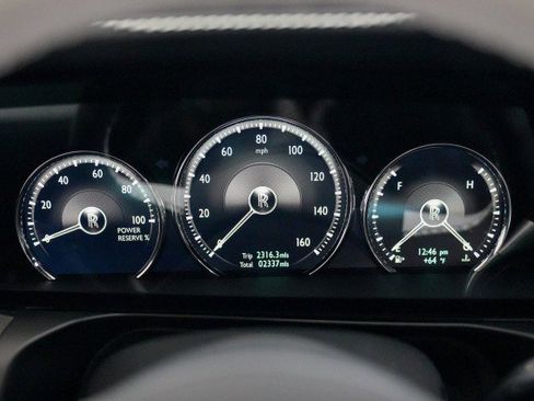 Used 2024 Rolls-Royce Ghost image 30