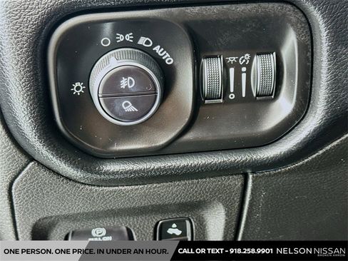 Used 2019 RAM 1500 Laramie w/ Bed Utility Group image 10