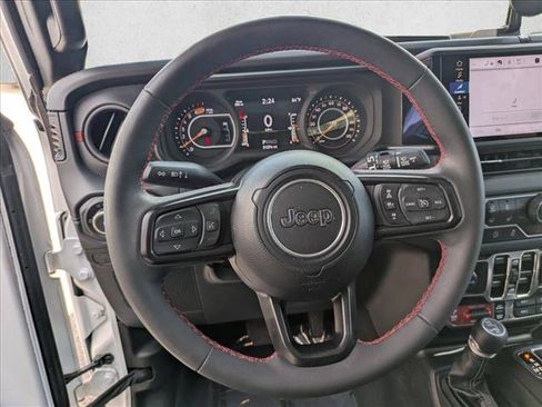 Used 2024 Jeep Wrangler Unlimited Rubicon w/ Technology Group AWD/4WD image 20