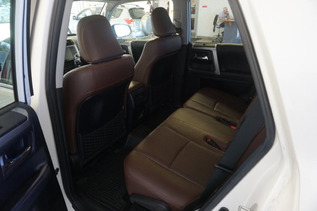Used 2023 Toyota 4Runner Limited AWD/4WD image 23