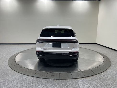 Certified 2024 Lincoln Nautilus Premier w/ Equipment Group 102A image 6