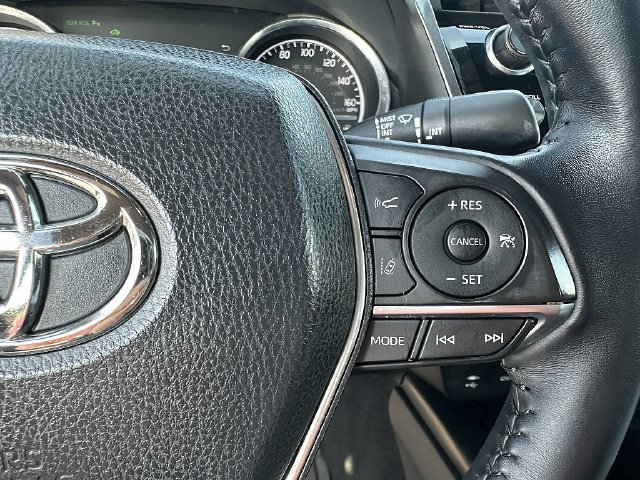Used 2018 Toyota Camry XLE FWD image 24