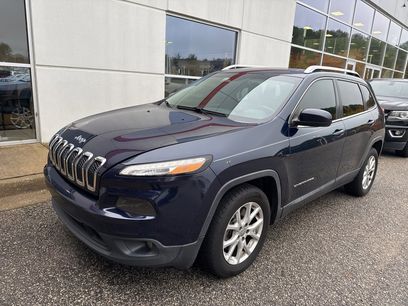 Used 2014 Jeep Cherokee Latitude w/ Comfort/Convenience Group