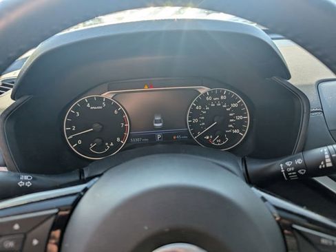 Certified 2021 Nissan Altima 2.5 SV w/ SV Premium Package image 20