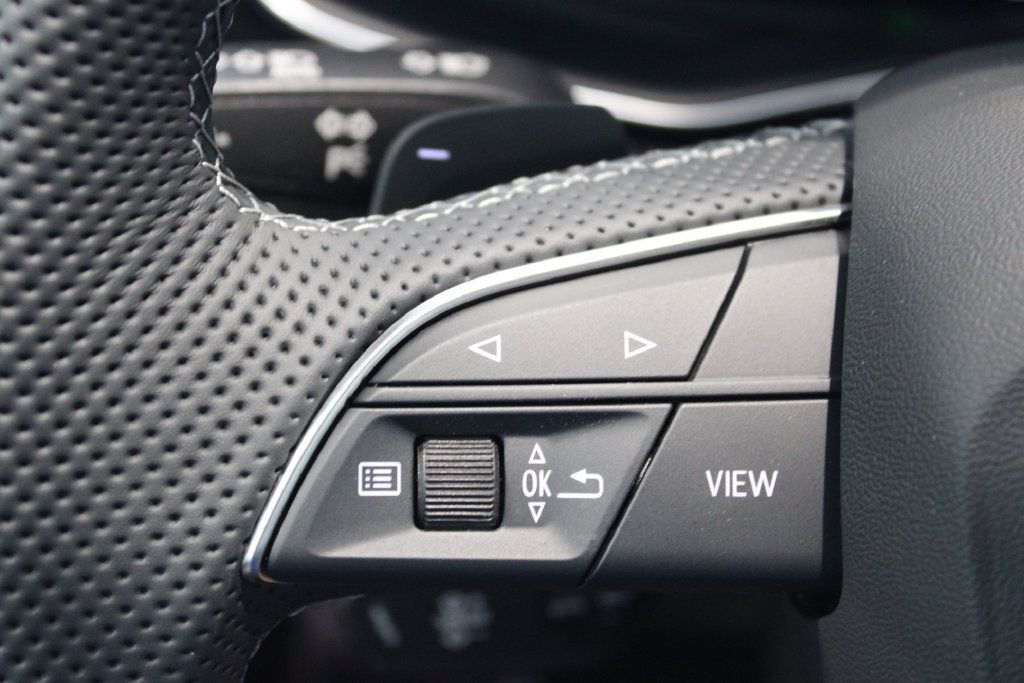 New 2027 Audi SQ8 Prestige AWD/4WD image 18