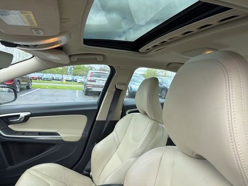 Used 2017 Volvo S60 T5 Dynamic AWD/4WD image 10