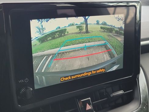Certified 2024 Toyota Corolla Cross AWD Hybrid image 29