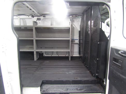 Used 2019 Ford Transit 250 130 Low Roof w/ Exterior Upgrade Package image 15