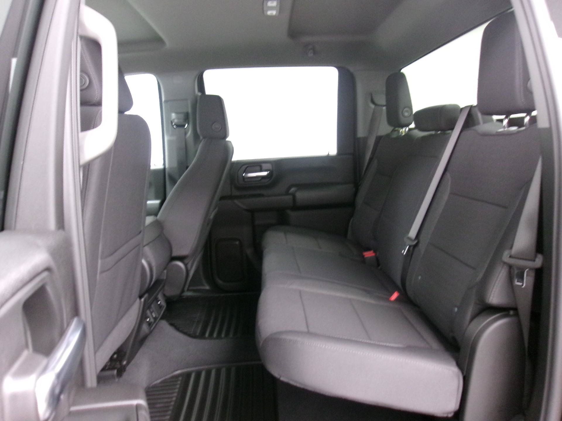 New 2026 Chevrolet Silverado 2500 Custom w/ Custom Value Package AWD/4WD image 9