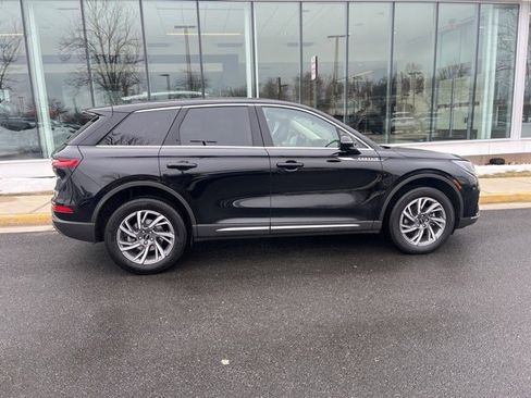 Used 2023 Lincoln Corsair AWD w/ Equipment Group 101A image 9