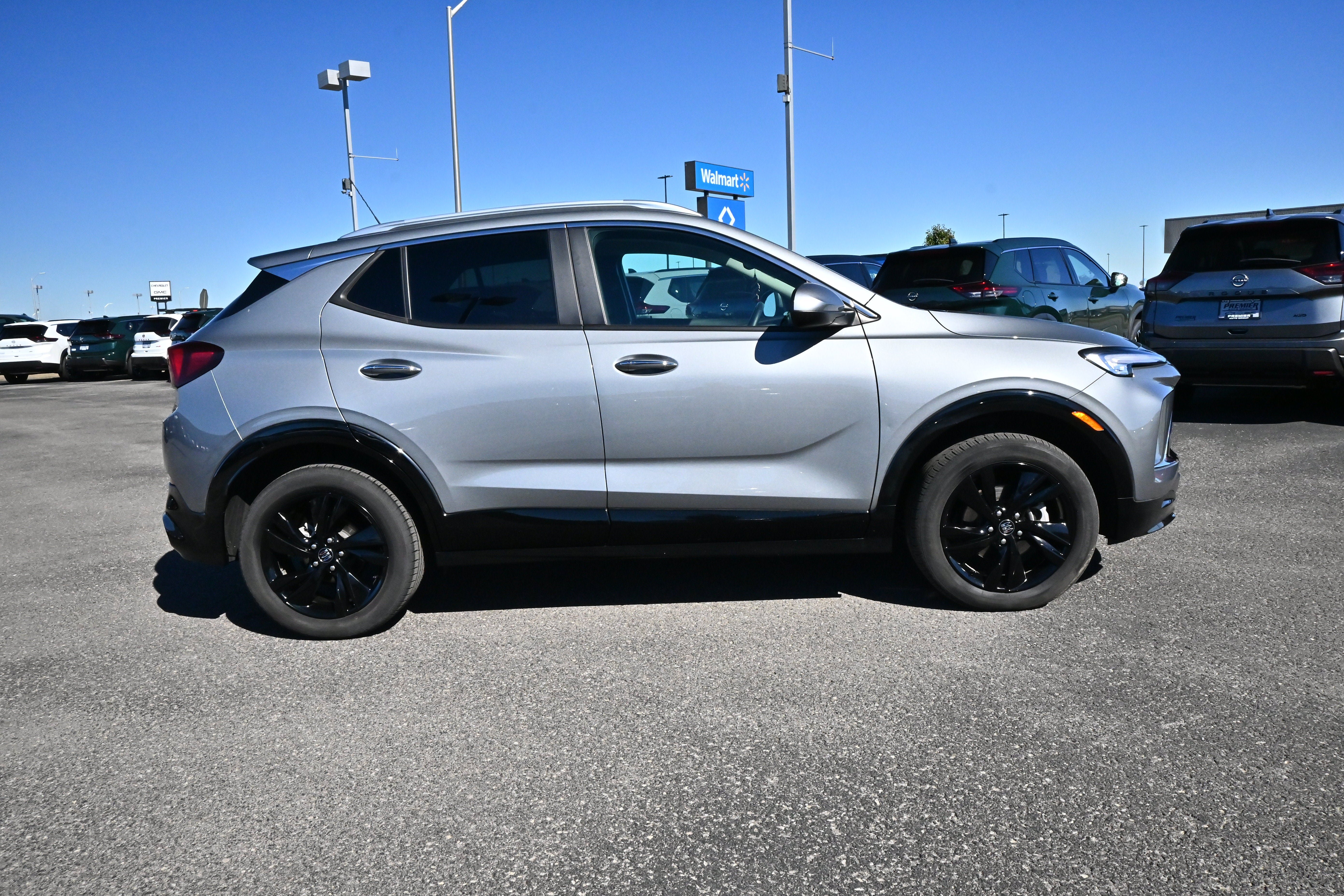 Used 2024 Buick Encore GX Sport Touring w/ Comfort Package AWD/4WD image 5