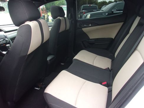 Used 2018 Honda Civic EX image 7