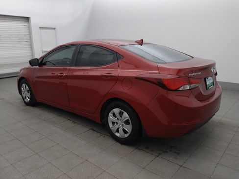 Used 2016 Hyundai Elantra SE FWD image 3
