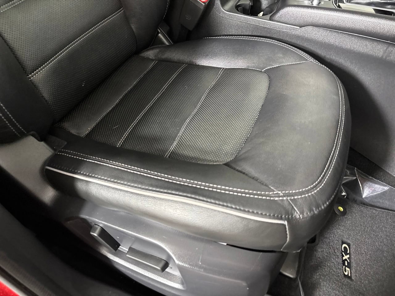 Used 2025 MAZDA CX-5 AWD 2.5 S w/ Preferred Package image 32