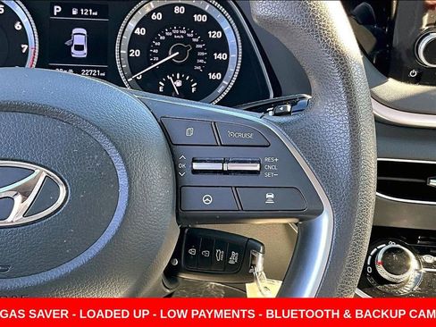 Used 2023 Hyundai Sonata SE image 11